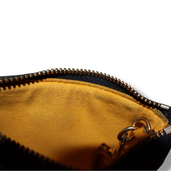 Tory Burch T Monogram Zip Card Case - Picture 10 of 11